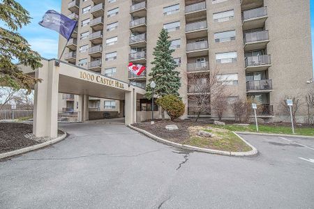 Renovated and Pet-Friendly Apartments in West Ottawa! | RECEIVE 1/2 MONTH FREE RENT!* - Photo 3