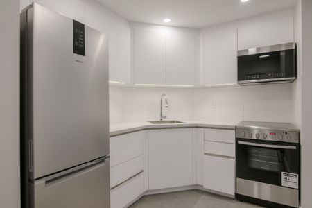 2285 Saint-Mathieu Street - Photo 4