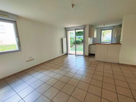 Location Appartement 3 pièces 62m² POITIERS 86000 - Photo 2