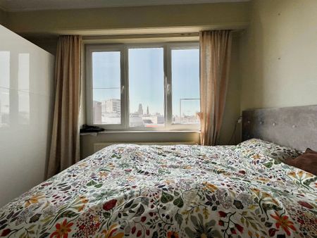 Ruin appartement met drie slaapkamers - Photo 3