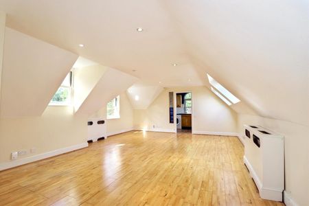 Westcar Lane, Hersham Village - Photo 3