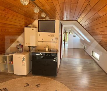 Mansardă de închiriat – 2 camere, 65 mp, ideală pentru - Fotografie 3