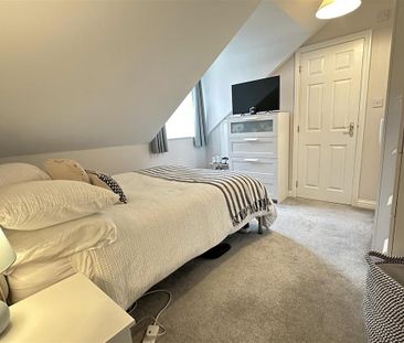 3 bedroom apartment to rent - Photo 1