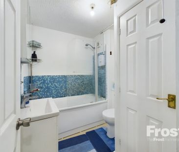 Pickwick Close, Hounslow,TW4 - Photo 4