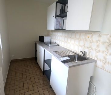 Location Appartement 1 pièce 32m² VICHY 03200 - Photo 2