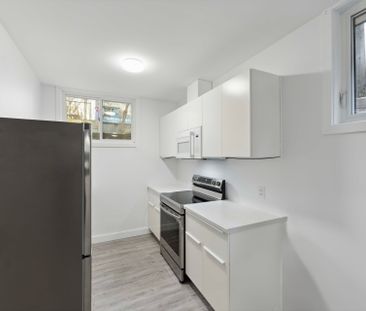 For Lease - 828 Maplewood Avenue Unit# B, Britannia Heights - Queen... - Photo 2