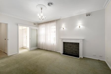 4/11 Louise Avenue, Mont Albert VIC 3127 - Apartment For Rent | Domain - Photo 2