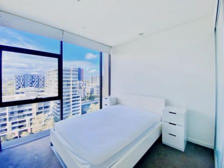 3 George Julius Ave(00622), Sydney - Photo 3