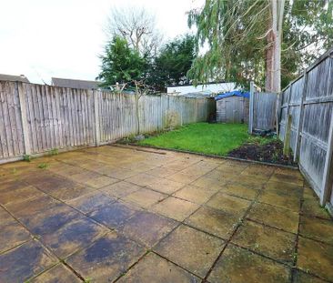 2 bedroom terraced house to rent - Photo 5