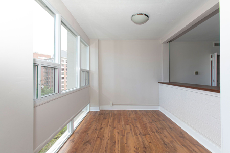 For Lease - 9 Deer Park Crescent Unit# 1404, Toronto, Ontario - Photo 2