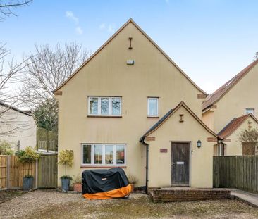 6 bedroom detached house to rent - Photo 4