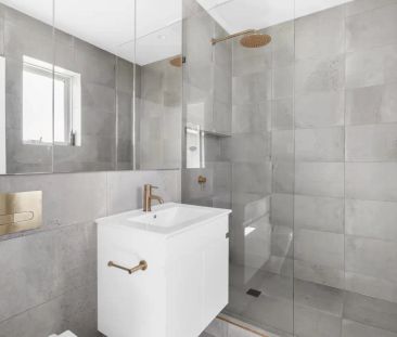 6/56-58 Strettle Street, Thornbury VIC 3071 - Photo 2