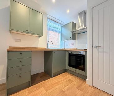 1 bedroom flat to rent - Photo 3