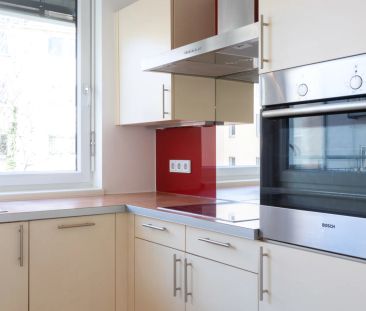 Ihr neues Zuhause wartet! Helle 3-Zimmer-Wohnung mit Balkon in 1100... - Photo 4