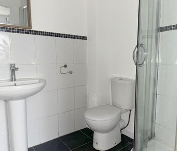 Studio Apartment - Photo 3