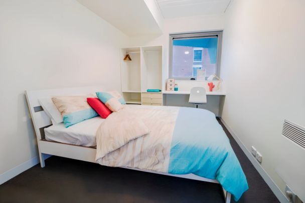 Studio Large with Aircon - Photo 1