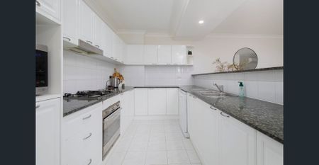 Fully furnished in the heart of Newcastle - Photo 5