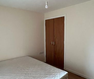 2 Bed Flat, Craigmillar Castle Road, EH16 - Photo 6