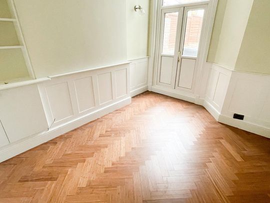 4 bedroom terraced house to rent - Photo 1