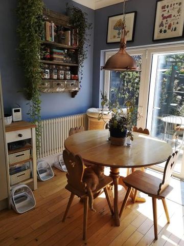 Leytonstone - Comfortable King-Sized Room With Shower Room - Photo 2