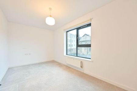 4 bedroom terraced house to rent - Photo 2
