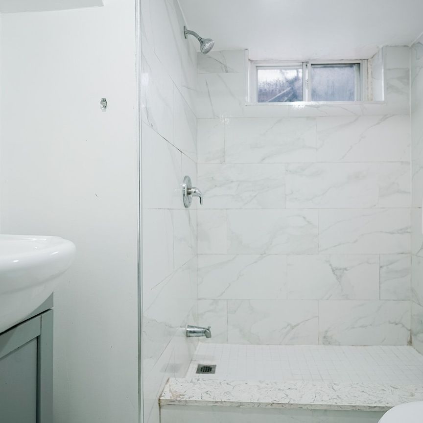 For Lease - 8 Chandler Drive, Toronto, Ontario - Photo 1