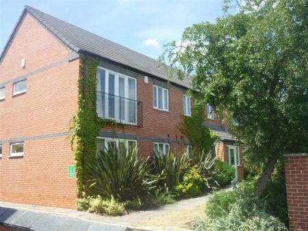 Hawthorne Court, Long Eaton, NG10 3NG - Photo 4