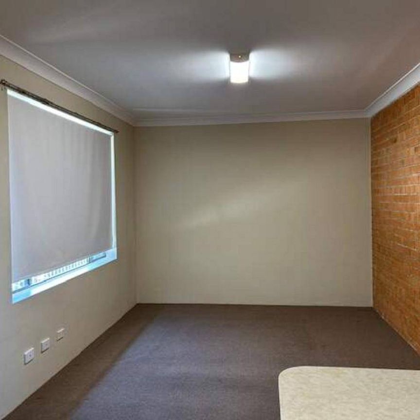 2 bedroom Central Unit - Photo 1