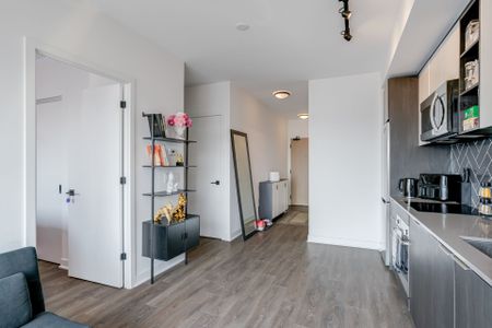 For Lease - 36 Zorra Street Unit# 1802, Toronto, Ontario - Photo 3