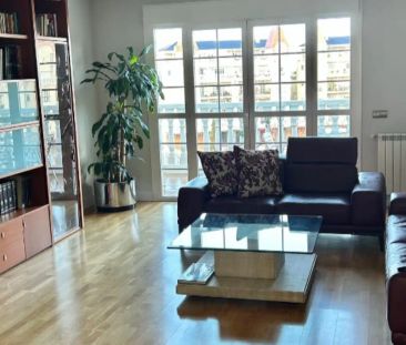 Piso de alquiler en Plaza Alegría, 6, Los Villares - Photo 2