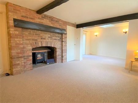2 bedroom semi-detached house to rent - Photo 2