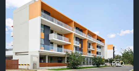 Modern Three-Bedroom Home in a Prime Lifestyle Location - Photo 4