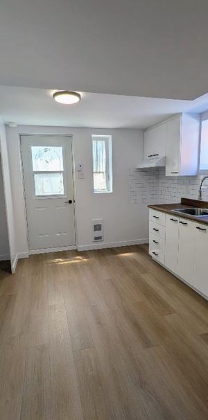 3 1/2 entièrement rénové à louer - Photo 1