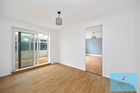 5 bedroom detached house to rent - Photo 2