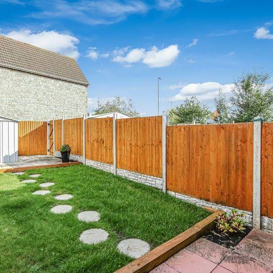 2 bedroom terraced house to rent - Photo 1