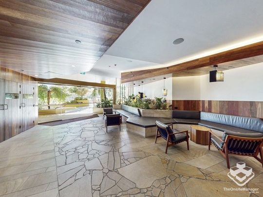 2 Bedrooms - Unfurnished - Photo 1