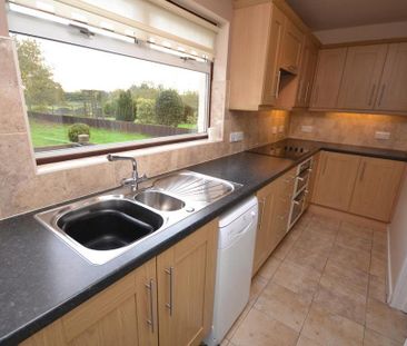 3 bedroom semi-detached house to rent - Photo 6