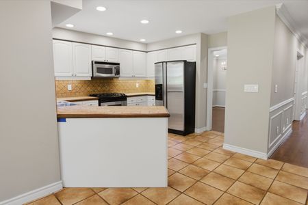 For Lease - 30 Briardale Place, Aurora, Ontario - Photo 3