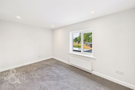 Mill Road, Burgh Castle, Great Yarmouth - Photo 4