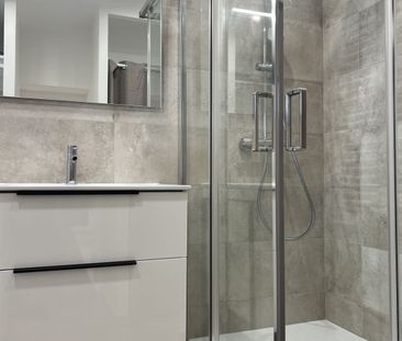 Location Appartement P1 rénové(e) Marseille 11ème - Photo 2