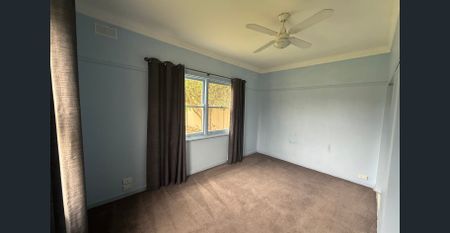 Low Maintenance home in a great location - Photo 2