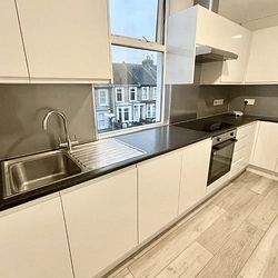 South Eastern Road, Ramsgate, CT11 9QF, Kent - Photo 2