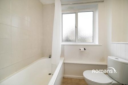 3 bedroom terraced house to rent - Photo 4