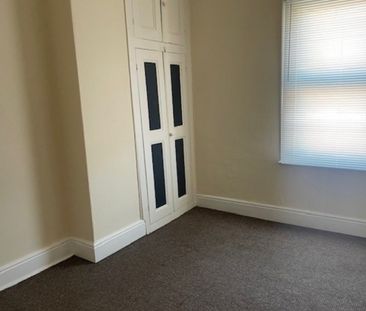 Top Floor Flat, 95a Dixon Street, Lincoln, LN5 8AQ - Photo 1