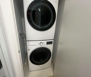 For Lease - 395 Square one Drive, Mississauga, Ontario - Photo 6