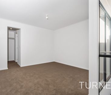 10 Wayfarer Street, Tonsley, SA 5042 - Photo 5