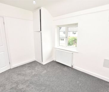 55, Broadgate Crescent, Horsforth, Leeds, West Yorkshire, LS18 4HA - Photo 5