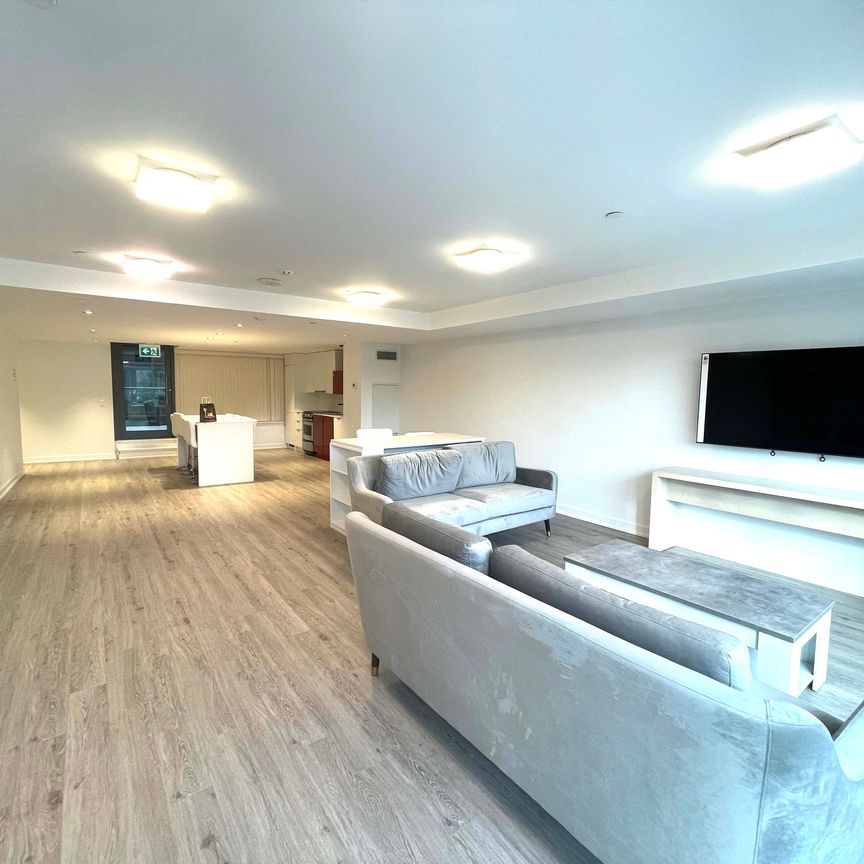 For Lease - 231 College Street Unit# 804R, Toronto, Ontario - Photo 1