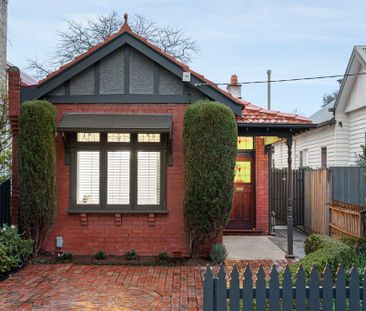 52 Radnor Street, Camberwell VIC 3124 - Apartment For Rent | Domain - Photo 1