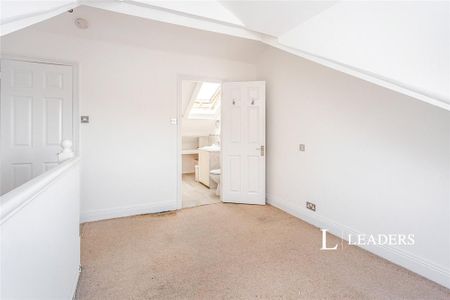 2 bedroom terraced house to rent - Photo 3